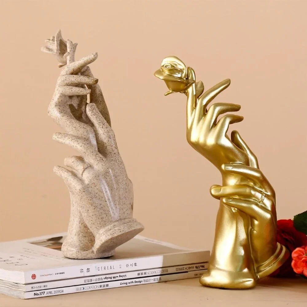 Beautiful Statue Rose Sculpture Home Décor Romantic Couple Statue Bookshelf